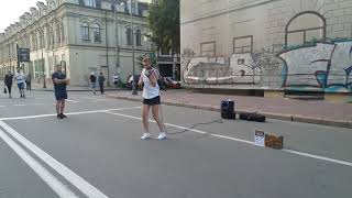 Street Violinist Plays Awesome!! Kiev, Ukraine