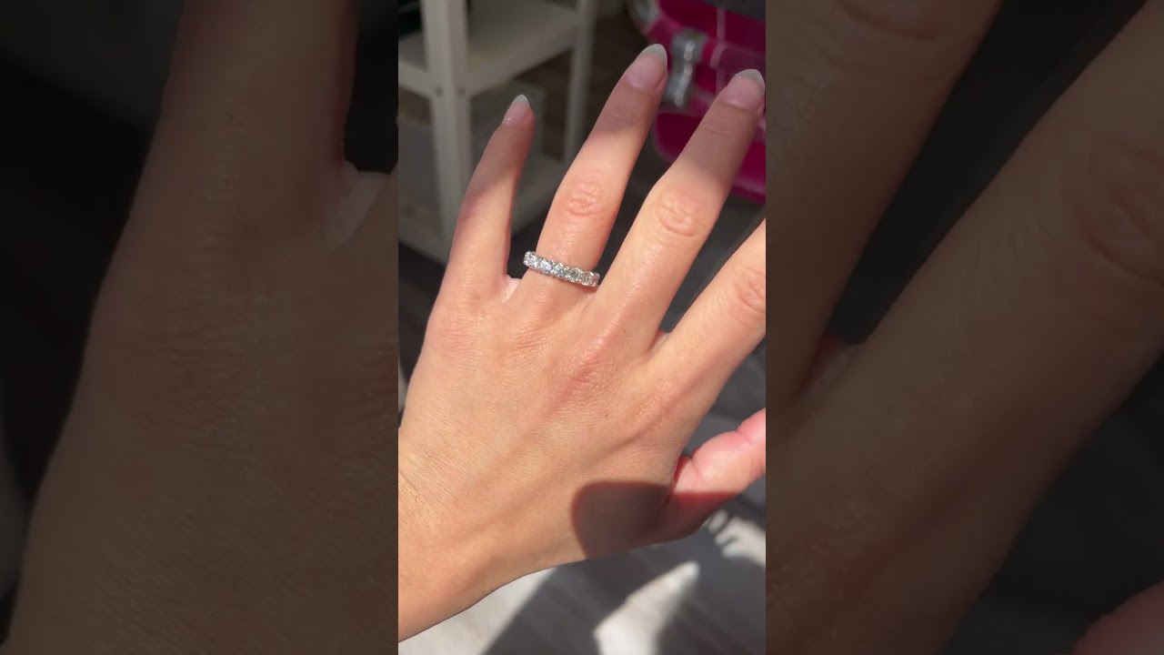 3.20ctw Round Brilliant Cut Diamond Eternity Band