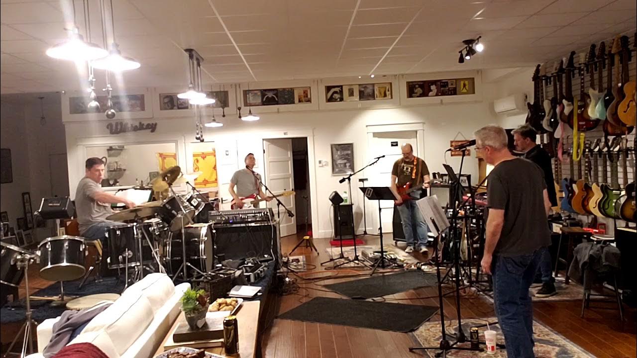 Wall Spiders Drown (5.1.21) YouTube