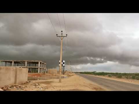 ذات ليلة في مدينة شندي سحب خريف