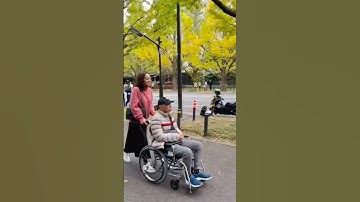 Công Lý được vợ trẻ chăm sóc tận tình, lại thương cho MC Thảo Vân.