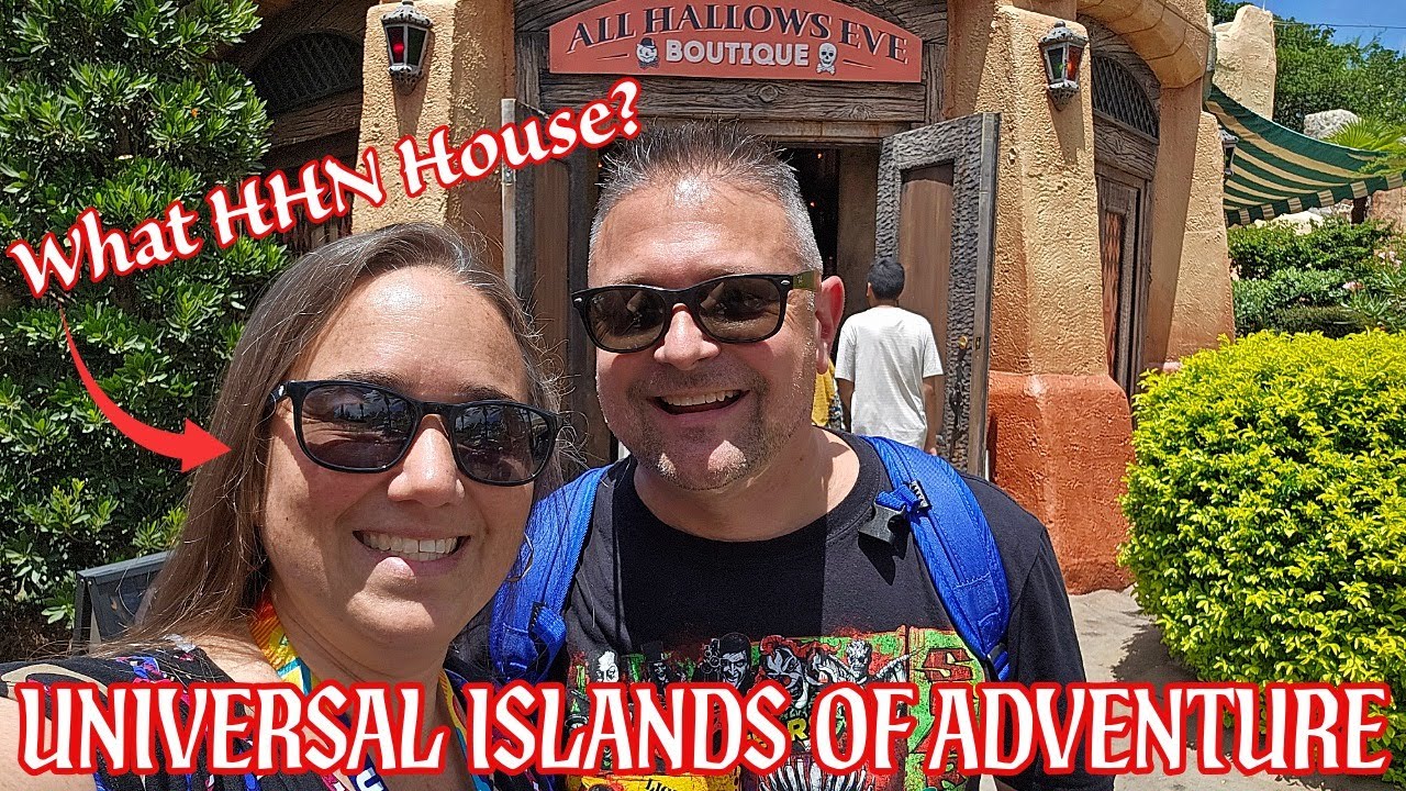 Roberta Has An Announcement! Plus All Hallows Eve Merch Update! Where It's Halloween Everyday!