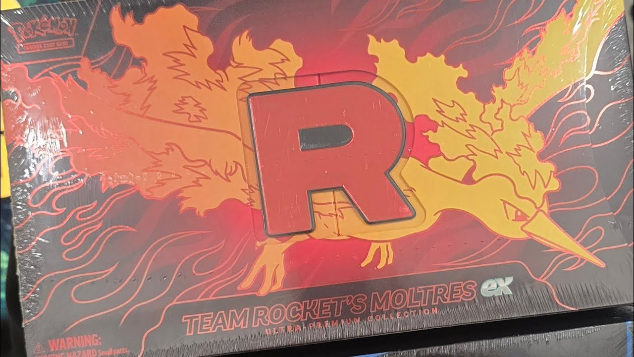 Unboxing Team Rocket’s Moltres ex Ultra Premium Collection – Epico!