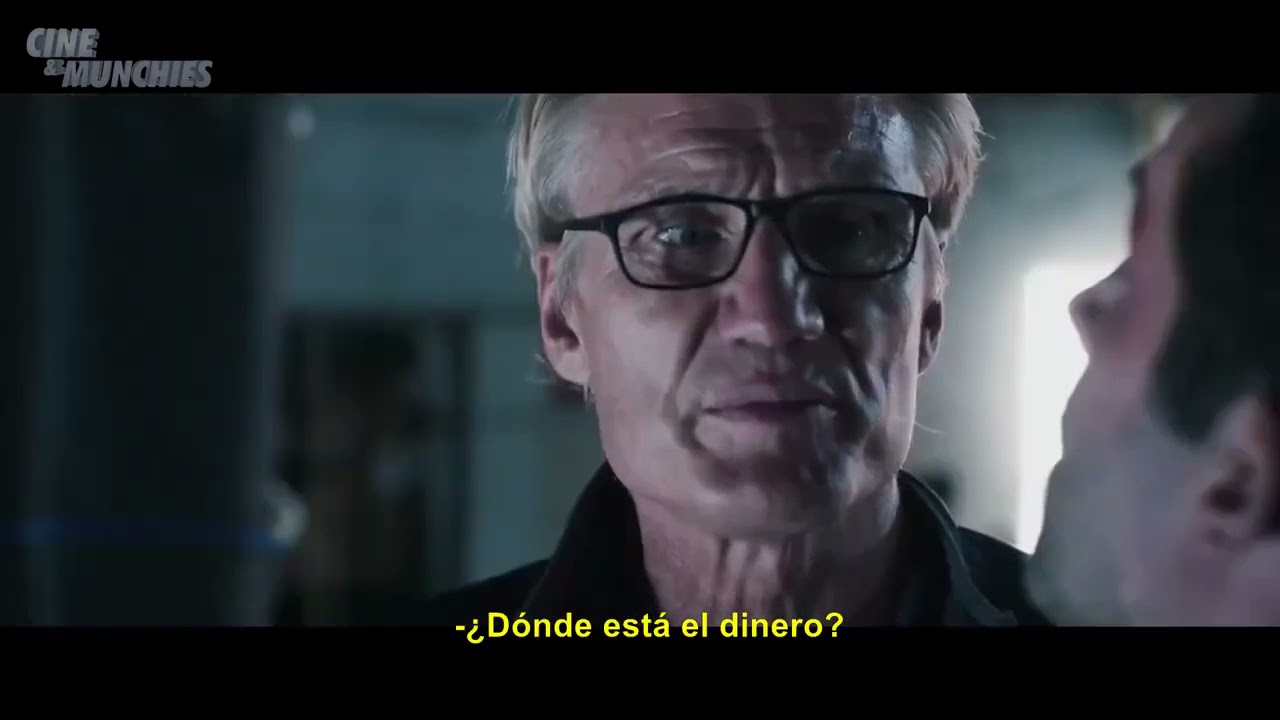 CASTLE FALLS   Tráiler oficial subtitulado   Dolph Lundgren   Scott Adkins   Luke Hawx