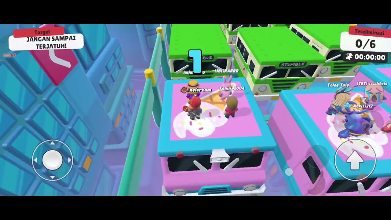 Nunggu buka puasa kita bermain stumble guys