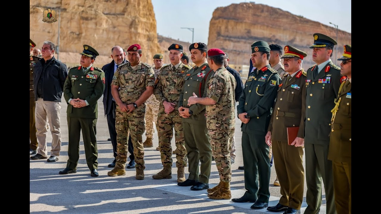 الفريق أول ركن صدام حفتر يطّلع على سير التمرين التعبوي بمركز الملك عبدالله الثاني بالمملكة الأردنية