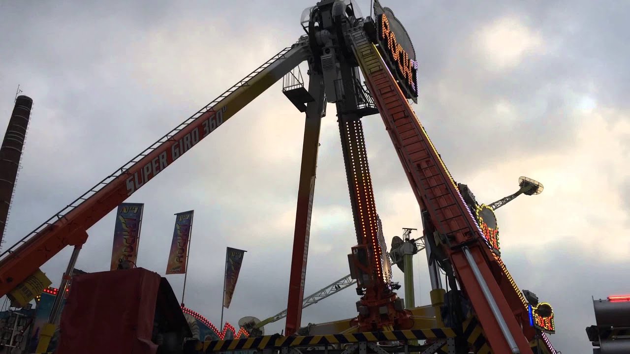 Amazing Rocket Fair ride at Bilbao Fiesta YouTube