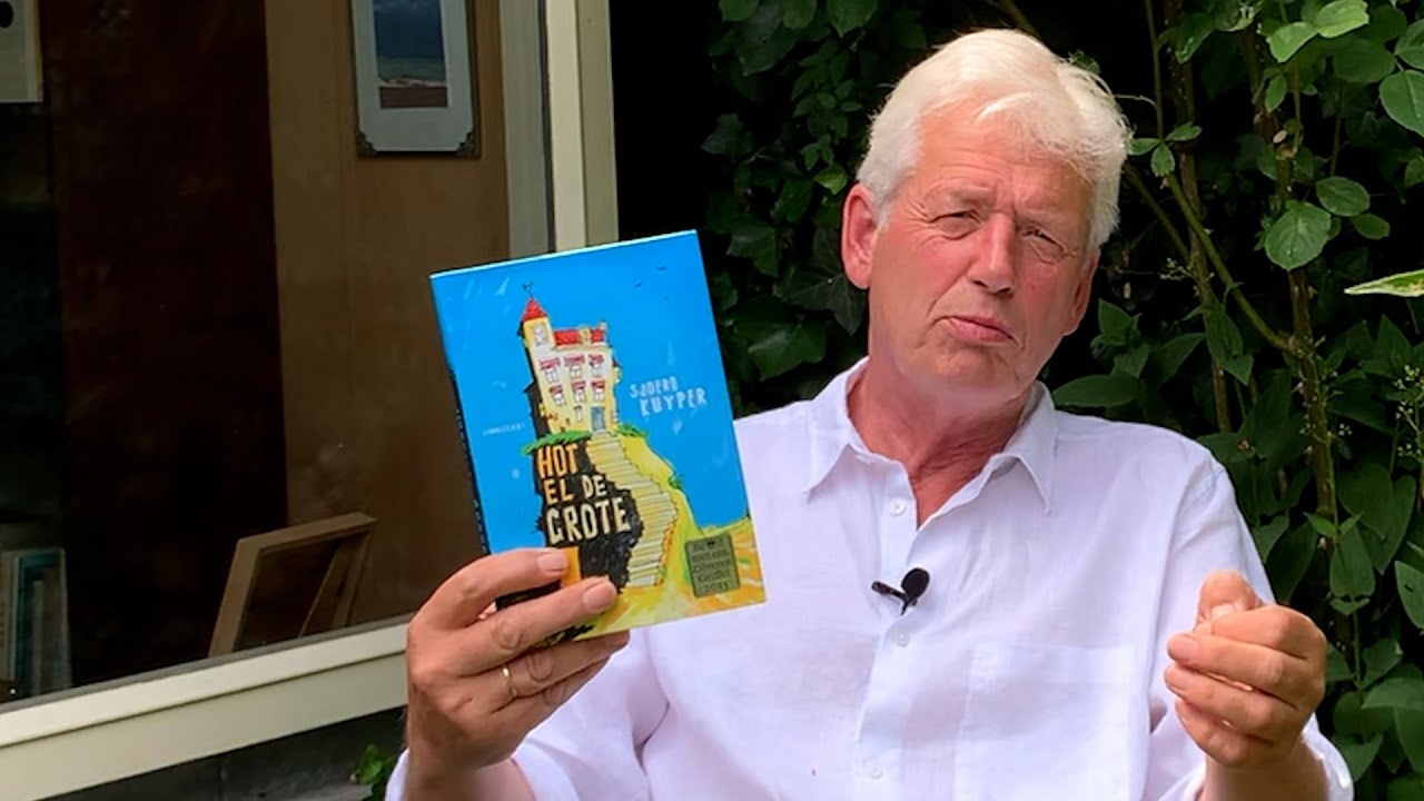 3 vragen aan scenarist Sjoerd Kuyper (Hotel de grote L) - YouTube