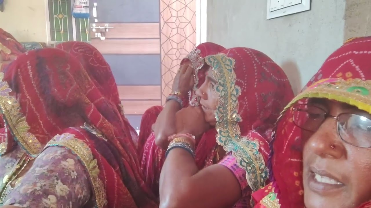 Govada to bijali per padi geet