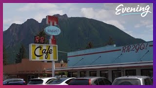 The famous 'Twin Peaks' diner in North Bend is as popular as ever