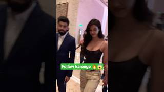 Nisha Ko Kiya Follow