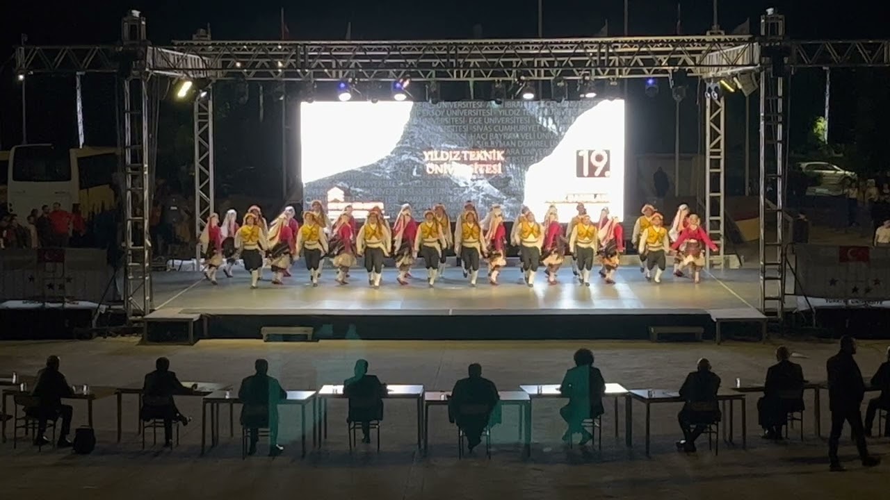 2022 Türkiye Üniversiteler Arası Halk Oyunları Finali 3.sü Yıldız Teknik Üniversitesi Burdur Yöresi
