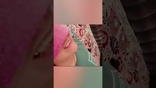 Джин заговорил из сестры… и признался, что их много!