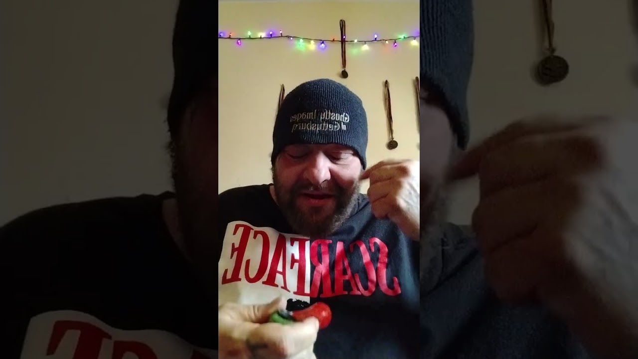 Acapulco Gold Sativa Dominant Hybrid THC Smoke Review