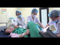 THE DELIVERY IS VERY DIFFICULT. THE DOCTORS ASSISTING IN THE DELIVERY ARE BREAKING A SWEAT | PARTO