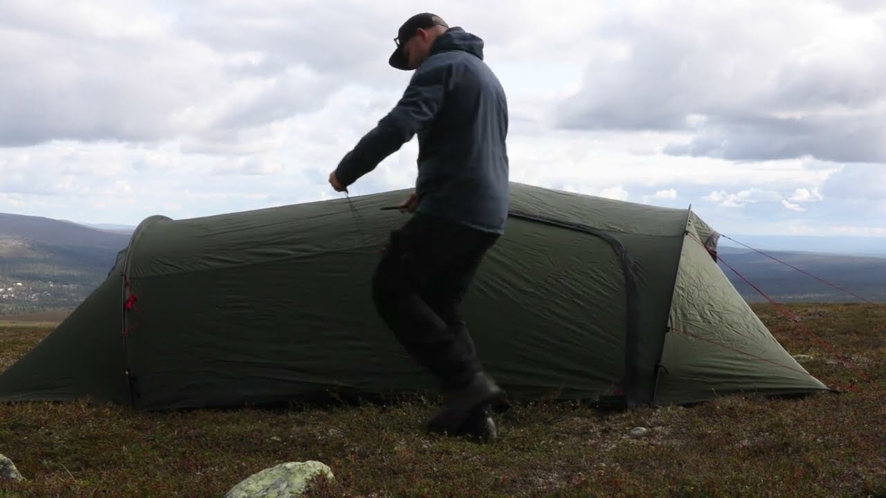 camp tent on top of car Intrepid Gear Geo SOLO Hardshell Rooftop – 60‐Second Setup, 1‐Person, Lightweight, 36% More Space & Headroom Guitar Pedal X - Viramin d while the breathable canvas Color:258-SMOKE/GREEN