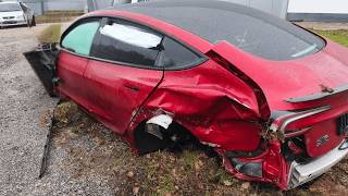 Tesla vuelca a alta velocidad en la autobahn