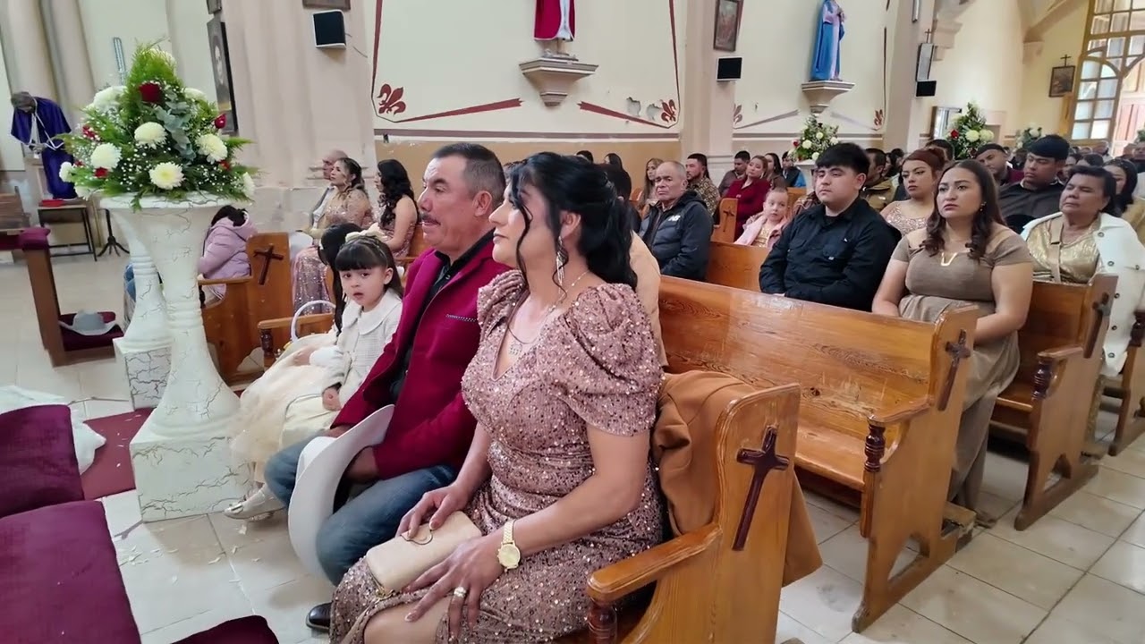 BODA DE NERE Y MIGUEL  EN RAMIREZ MOCTEZUMA S L P  30 12 25  CONJUNTO EL NUEVO CONTRABANDO