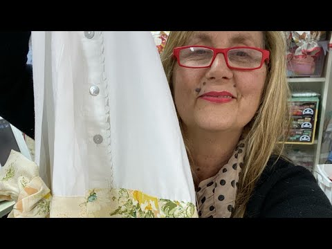 Video: Le camicie da notte sono per le vecchiette?