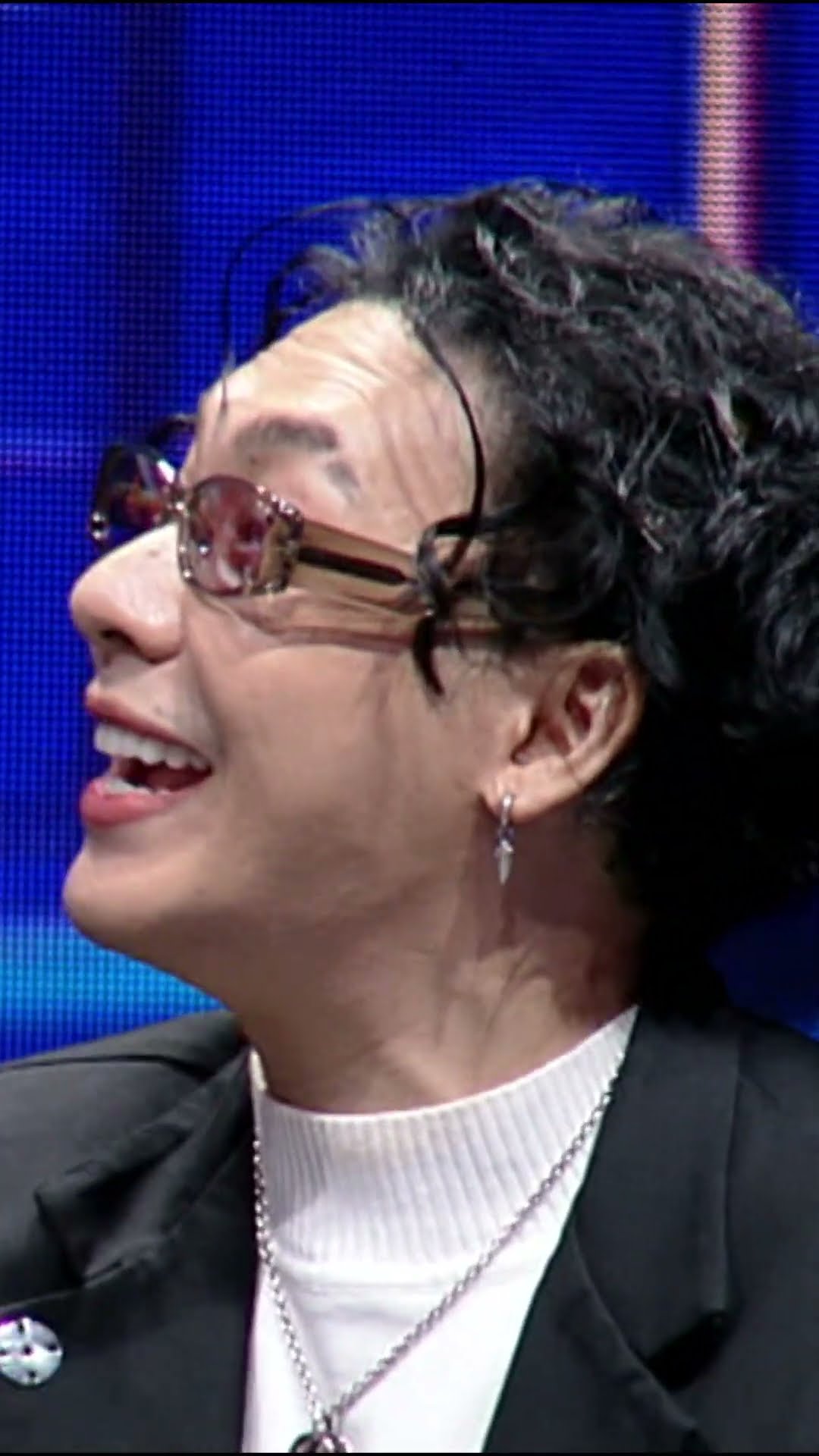 เหมือนทุกคนยกเว้นตัวเอง #Faceoffแฝดคนละฝา #Workpoint