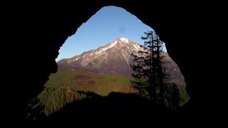 Virtual Hike 2 Miles Uphill To Cave View Of Mt Jefferson