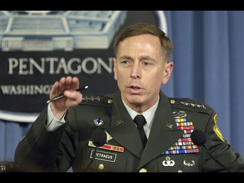 Video: David Petraeus Nettovärde: Wiki, Gift, Familj, Bröllop, Lön, Syskon