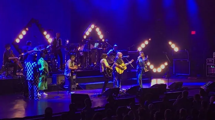 Brandi Carlile & The Indigo Girls Merriweather Pos...