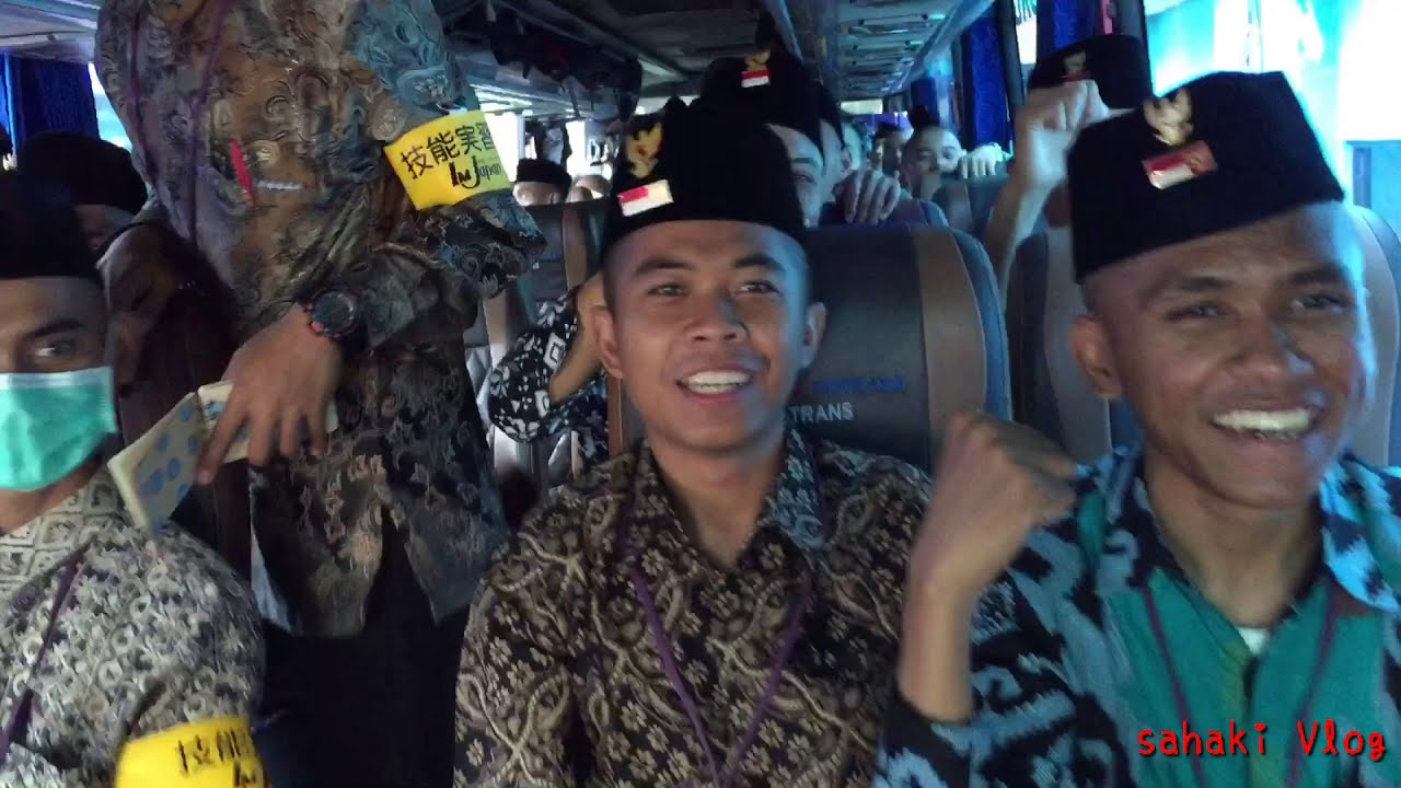 PROSES KEBERANGKATAN KEJEPANG ANGKATAN 304 #2 DAN YEL YEL DARI ANGKATAN 305