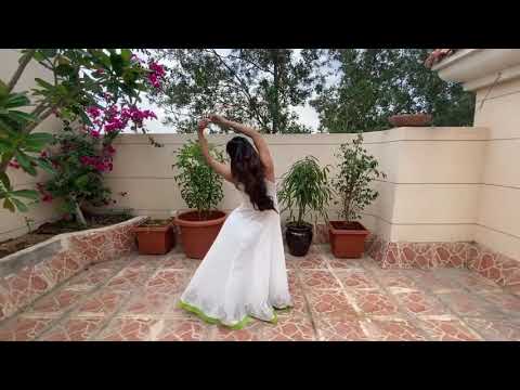 Sawaar Loon dance by Mouni Roy