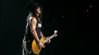 Johnny B Goode - Slash Guitar Solo Slash - Wells Fargo Center Philadelphia