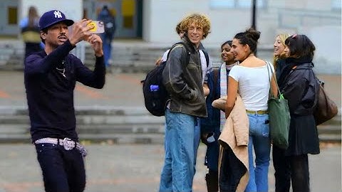 Embarrassing Vlogger Prank!
