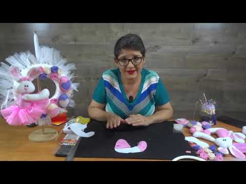 Corona con conejita romántica. Yasna Pino . Casa Puchinni. Incluye moldes.