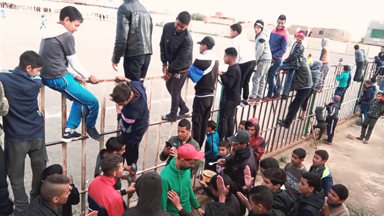 مناصرين فريق سيدي شعيب