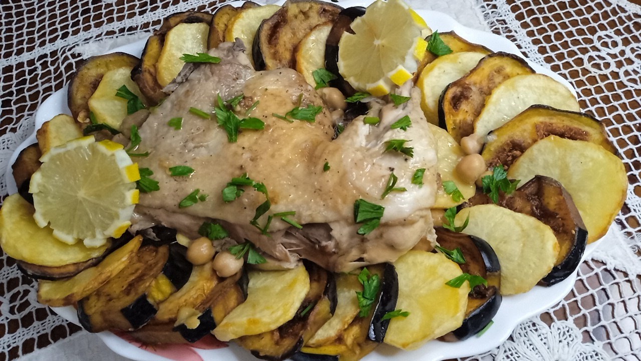 عندك باذنجان وحرتي واش ديريه 🍆مدربل بادنجان بالدجاج مرقة بيضاء بزاف بنين