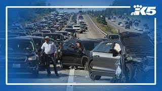 Multiple cars collide on I-5 near Federal Way, injuring 1