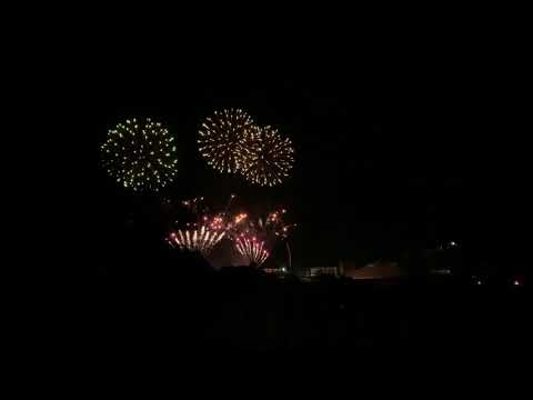 體育場邊看煙火