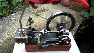 Live Steam Stationary Reeves Unicorn Mill Engine running on air.
