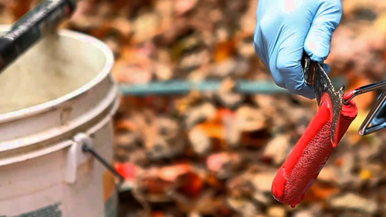 How to Clean a Small Paint Roller