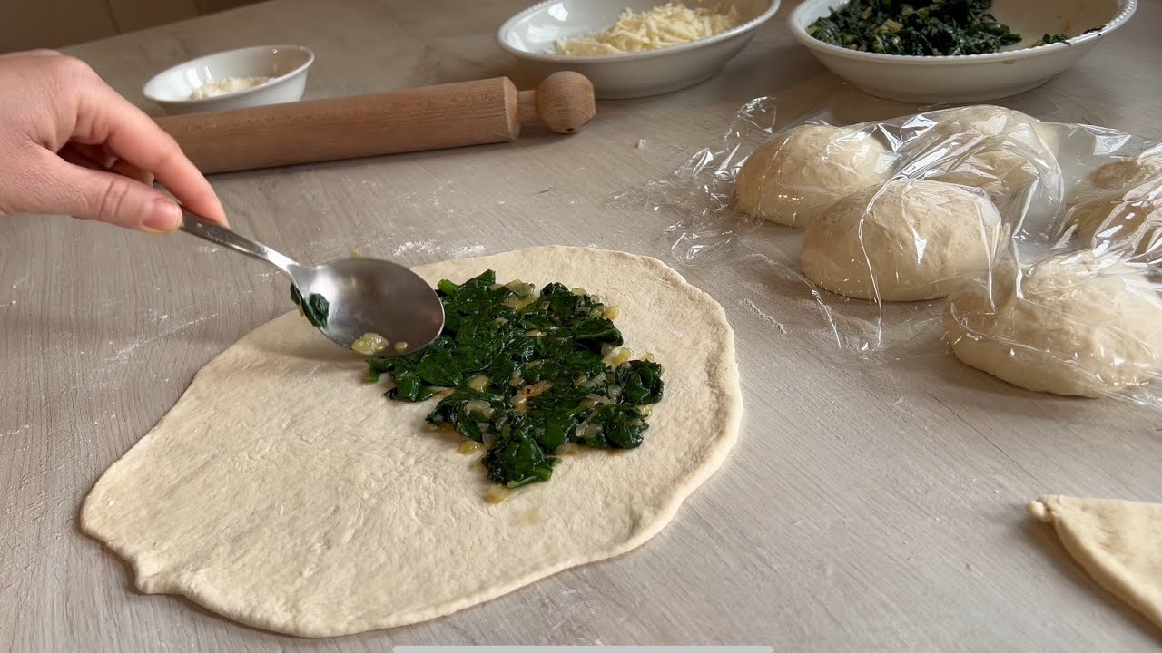 Pite/ byreke tigani me spinaq dhe djathe👌Receta ideale për drekë/darkë😍