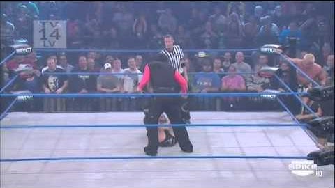 Jeff Hardy - Inverted Atomic Drop + Leg Drop To Groin Followed By Low Dropkick