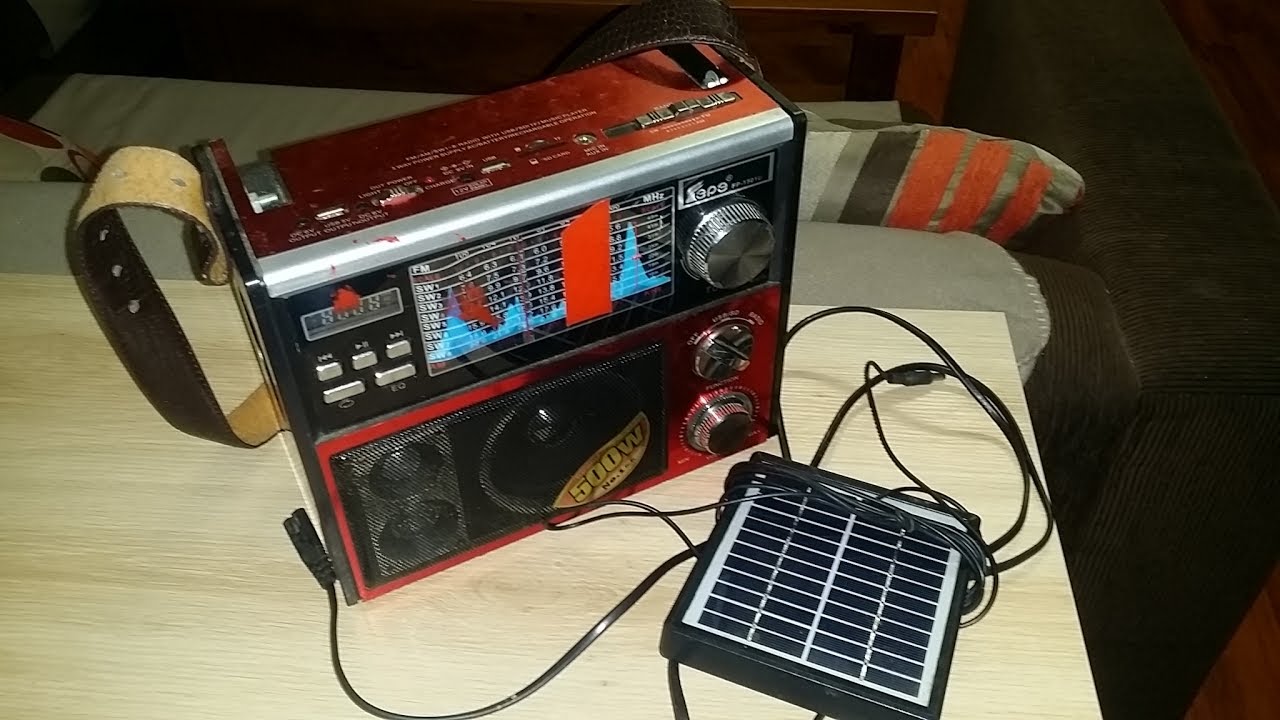 Aussie Old Radio That Works Without Power Found In Garage Sale
