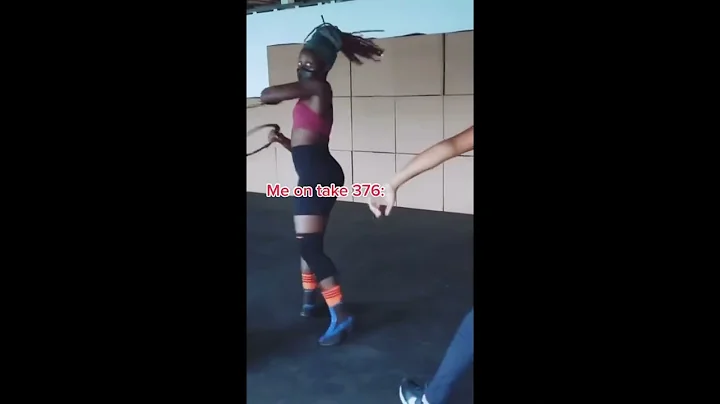 LUPITA NYONG'O SHARES INTENSE FIGHT TRAINING FOR WAKANDA FOREVER! 👊🏾💪🏾