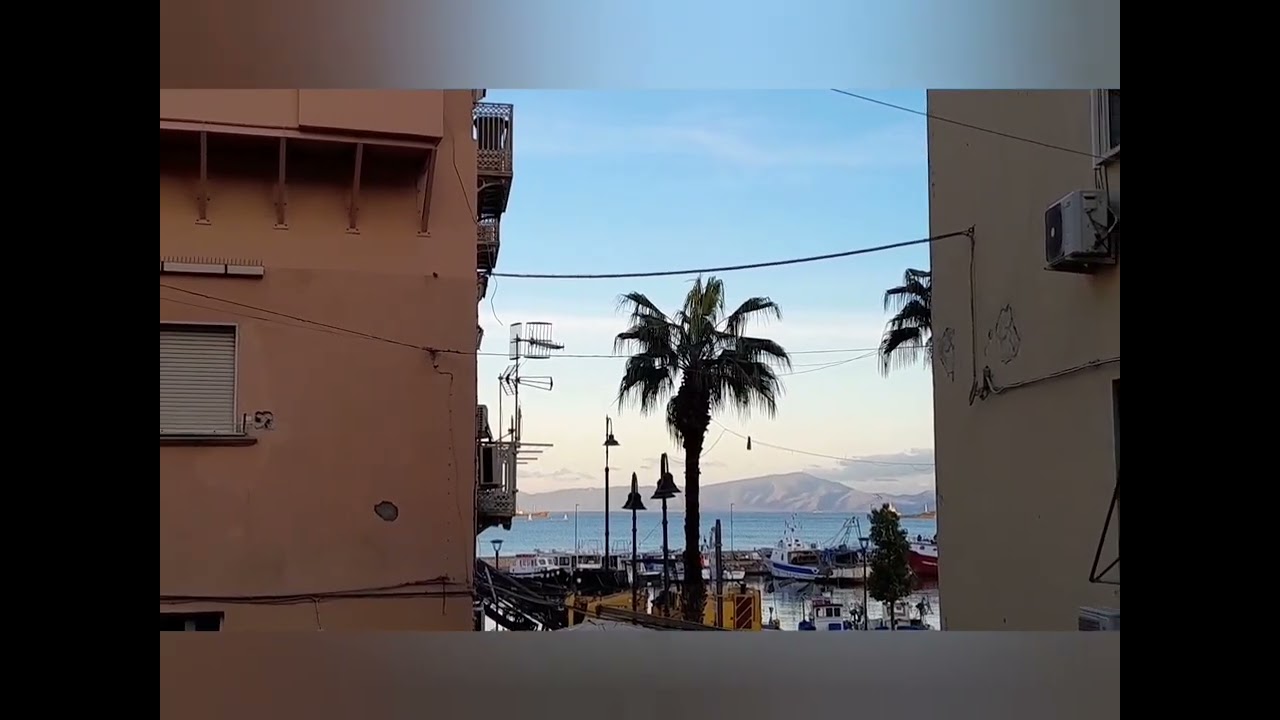 Passeggiando tra i vicoli e il porto del Borgo di Gaeta