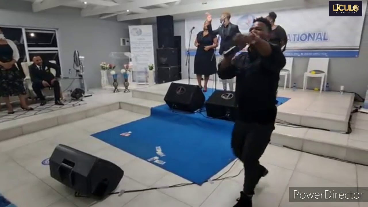 Ayanda Ntanzi: Mawudunyiswe Nkosi