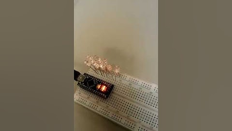 Sistemas Embarcados - Experiência com Arduino Nano de Piscar 10 Leds