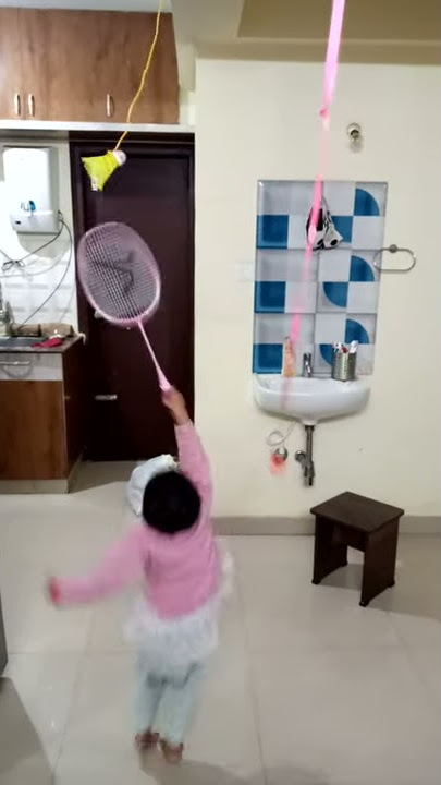 Badminton training for beginners,how to play badminton correctly #badminton #viral #camera #coaching