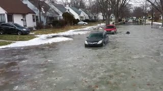 Water main break leaves entire neighborhood in frozen pond