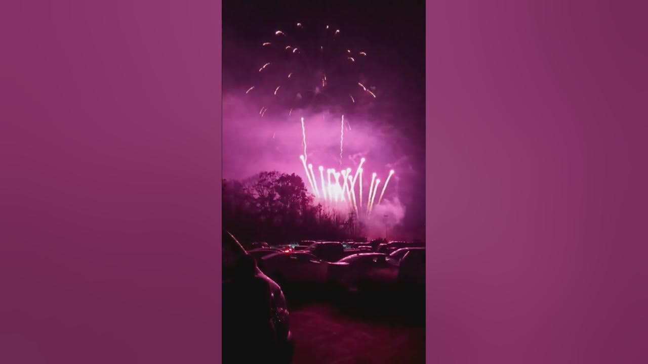 November Rain 2023 Fireworks Show, Eastwood Mall, Niles OH, (ABSOLUTELY