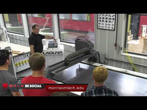 Capa de Engineering Technology students learn 3D to CNC