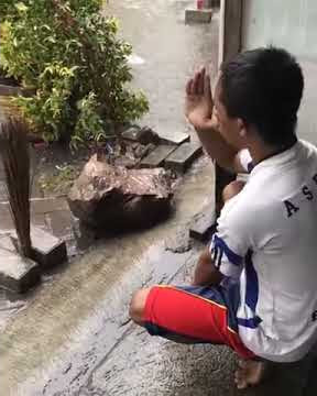 42. story WA terbaru lucu dukun penangkal hujan
